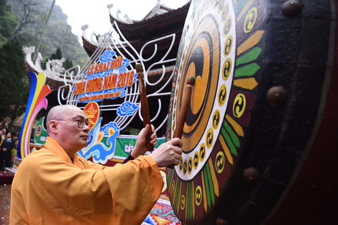 50.000 lượt khách dự khai hội chùa Hương